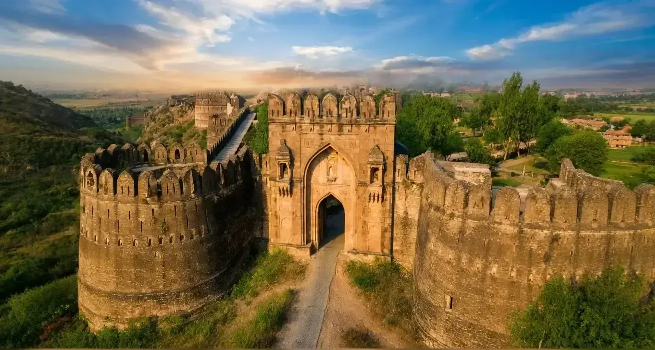 Panoramic view of historic Rohtas Fort